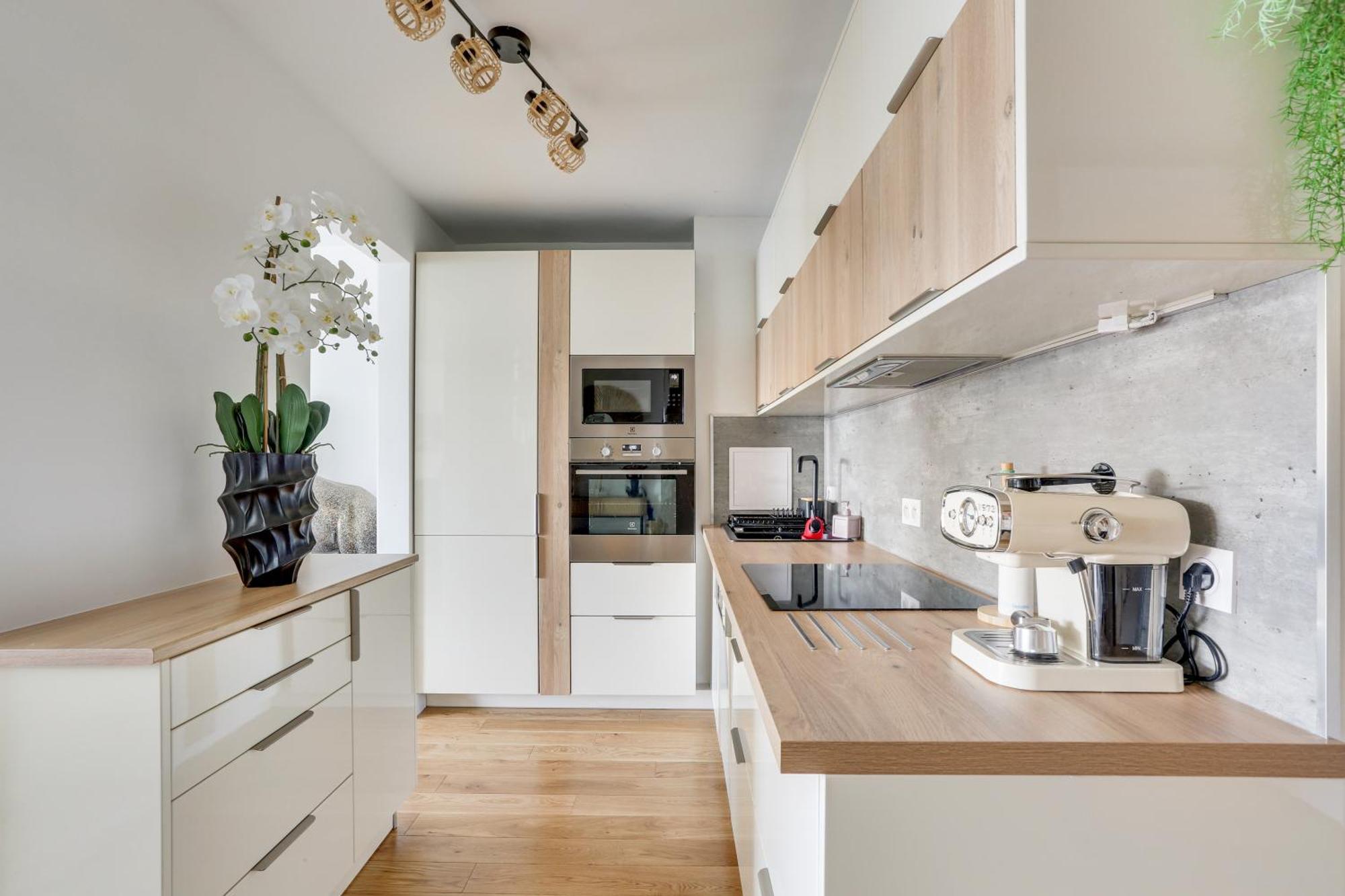 Paris Luxury Apartment 75M2 With Eiffel Tower View, 1 Min Metro, Parking מראה חיצוני תמונה